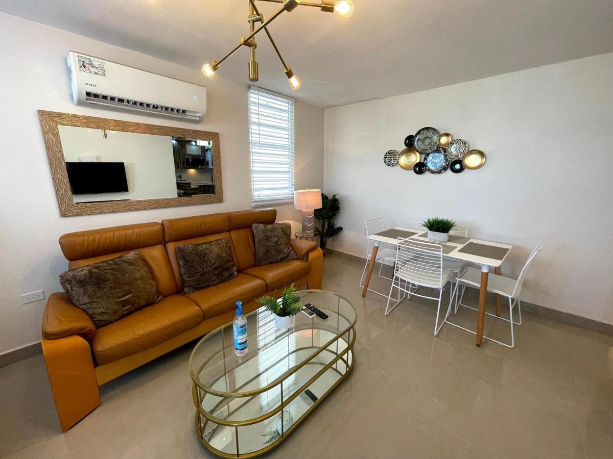 פונצ'ה Spacious Retreat With Private Jacuzzi And Terrace מראה חיצוני תמונה