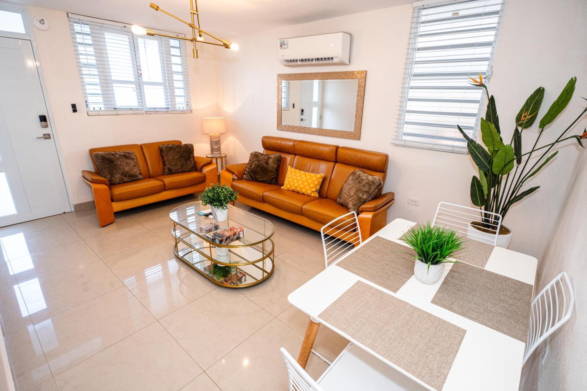 פונצ'ה Spacious Retreat With Private Jacuzzi And Terrace מראה חיצוני תמונה